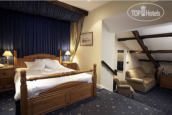 New photos from tourists Low Wood Bay 4*