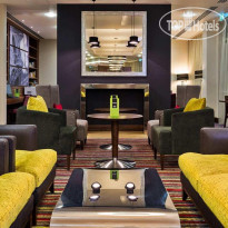 Hampton by Hilton London Luton Airport Вестибюль