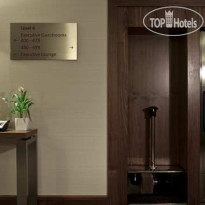 Hilton London Heathrow Airport Terminal 5 Помещение отеля