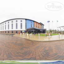 Holiday Inn Express Dunstable Отель