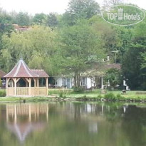 PowderMills Country House Территория отеля