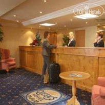 Queens Hotel York Стойка регистрации
