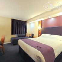 Travelodge Chester Central Delamere Street 