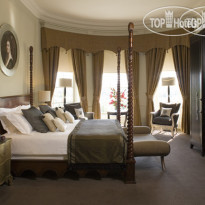 Wood Hall Hotel & Spa
