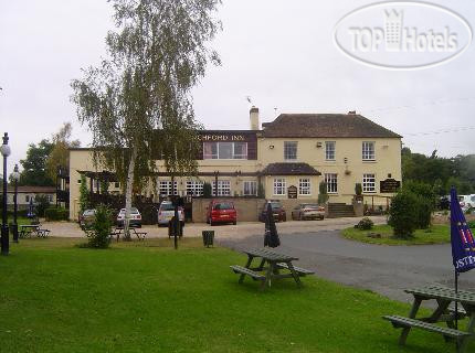 Hotelier's photos The Lenchford Inn 3*