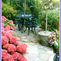 Colindale Guest House 