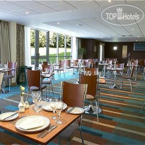 Holiday Inn Bristol Airport 