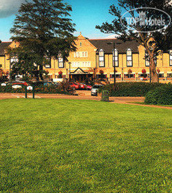 Hotel photo Village Hotel North Leeds 3*