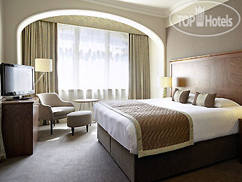 New photos from tourists Mercure Farnham Bush Hotel 3*