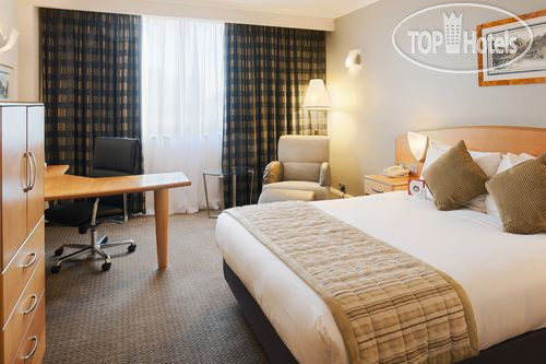 New photos from tourists Crowne Plaza Leeds 4*