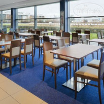 Holiday Inn Express Liverpool -John Lennon Airport 