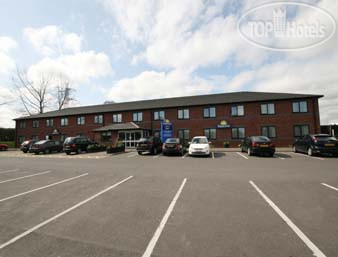 Hotelier's photos Days Inn Corley NEC M6 3*