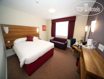 New photos from tourists Days Inn Corley NEC M6 3*