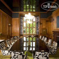 Eynsham Hall
