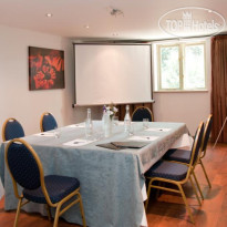 Great Hallingbury Manor