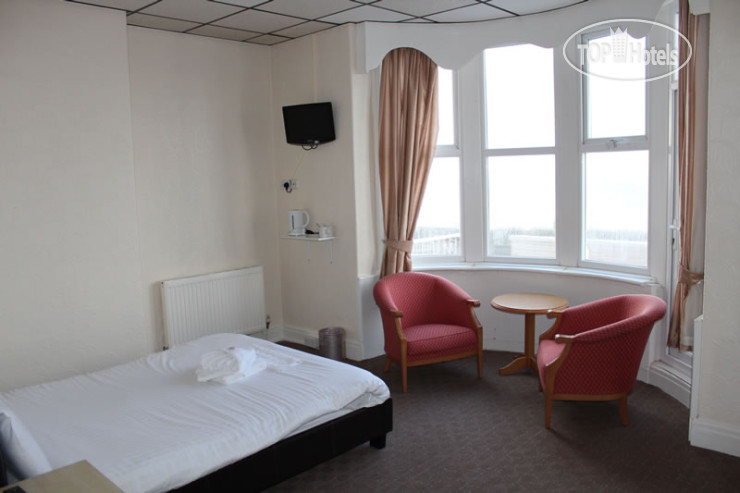 New photos from tourists Hacketts York House 3*