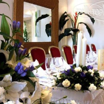 La Mon Country Club Hotel