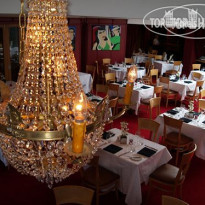 La Mon Country Club Hotel