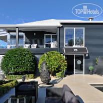 Black Swan Lakeside Boutique Hotel
