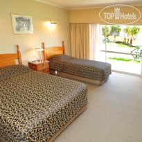 Picton Beachcomber Inn 