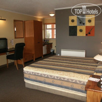 Picton Beachcomber Inn 
