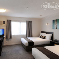 The Surrey Hotel 