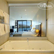 The Rees Hotel & Luxury Apartments