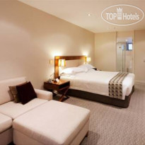 The Rees Hotel & Luxury Apartments