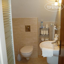 Gombas Kuria Mension 