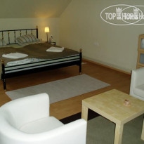 Gombas Kuria Mension 