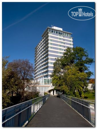 Hotel photo Ramada Hotel & Resort Lake Balaton 4*