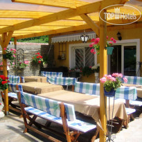 Apartment hotel 5. season Терраса при зале для завтрака