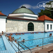 Hunguest Hotel Flora 