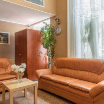Easy Star Hotel