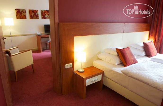 New photos from tourists City Inn 4*