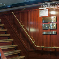 Fortuna Boat Hotel & Restaurant