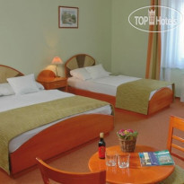 Baross City Hotel  Семейный номер