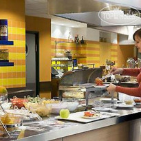 Ibis Budapest Heroes Square 