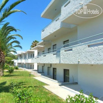 Yannis Apartments