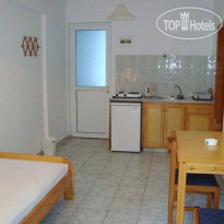 Yannis Apartments
