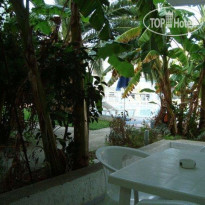 Yannis Apartments