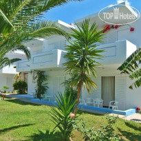 Yannis Apartments