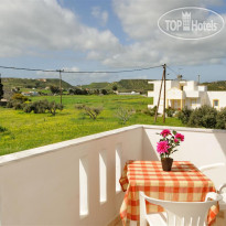 Nikos 2 Studios & Apartments 