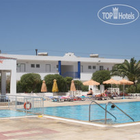 Nikos 2 Studios & Apartments 