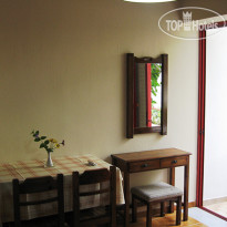 Stam & John Apartments 