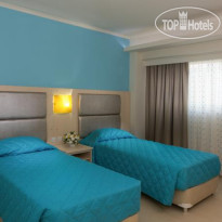 Grand Blue Beach Hotel 