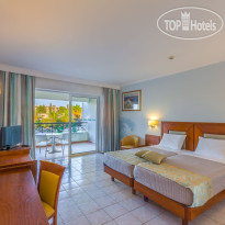 Kipriotis Maris Suites