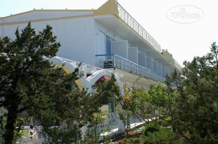 Hotelier's photos Seaside Village Rooms 1*