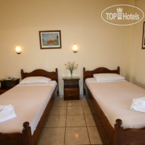 Village Inn Studios & Family Apartments
