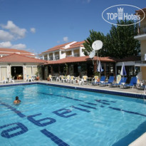 Village Inn Studios & Family Apartments